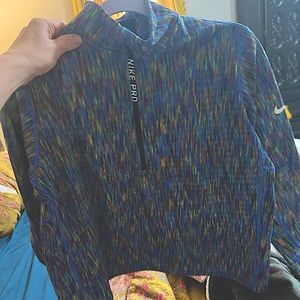 Nike pro quarter zip pullover slightly  cropped